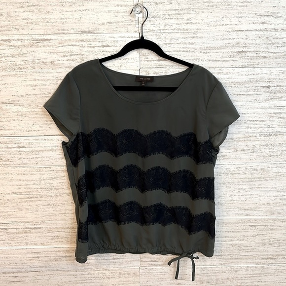 The Limited Blouse | SIZE XL - Picture 1 of 4
